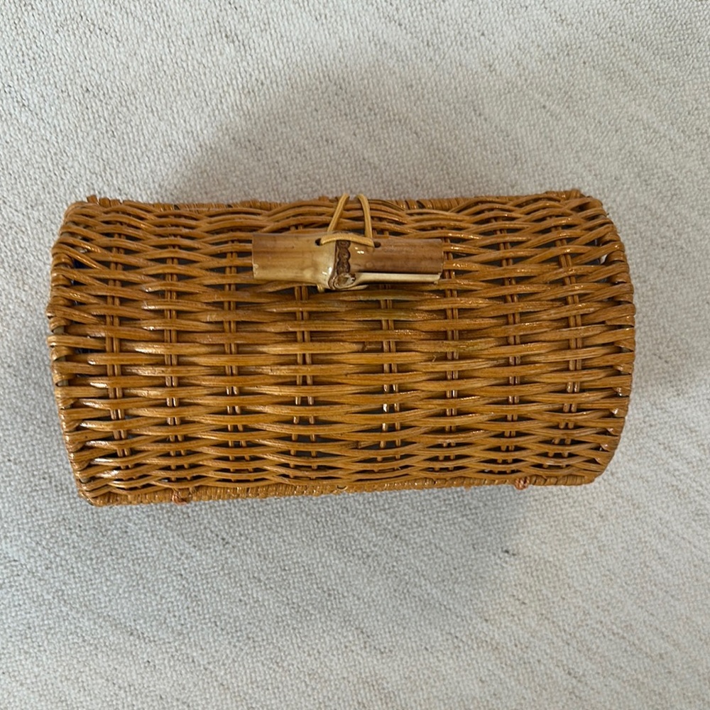 Lily Pulitzer Elegant Small Tan Woven Clutch NWOT